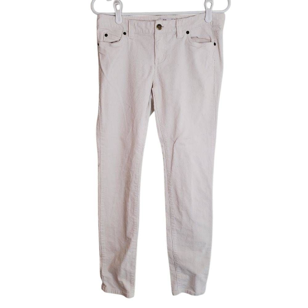 Vineyard Vines Soft White Slim Taper Fit Corduroy Pants‎ Size 4